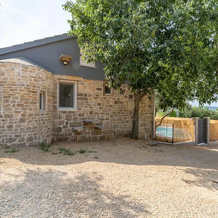 Holiday home Pacin By Interhome *